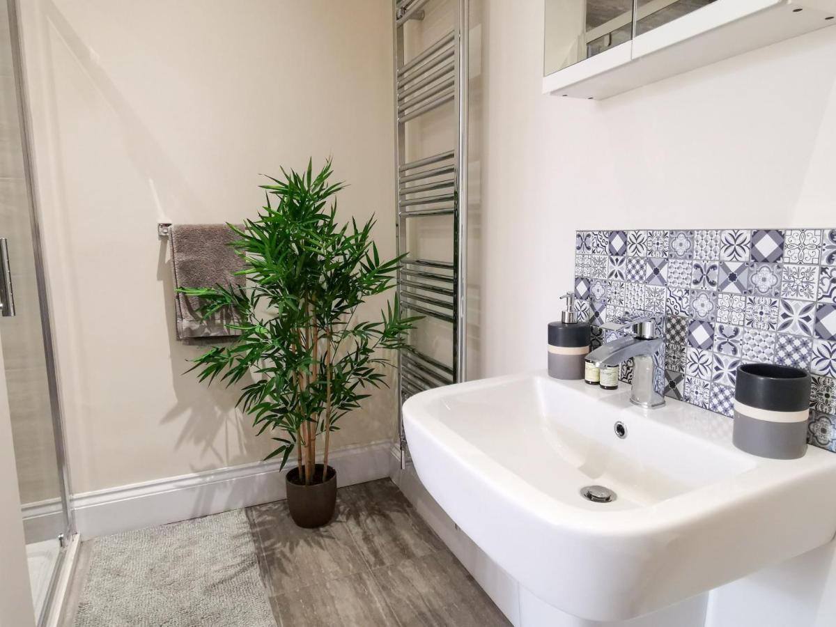 Parsons Apartments By Week2Week Westoe Luaran gambar